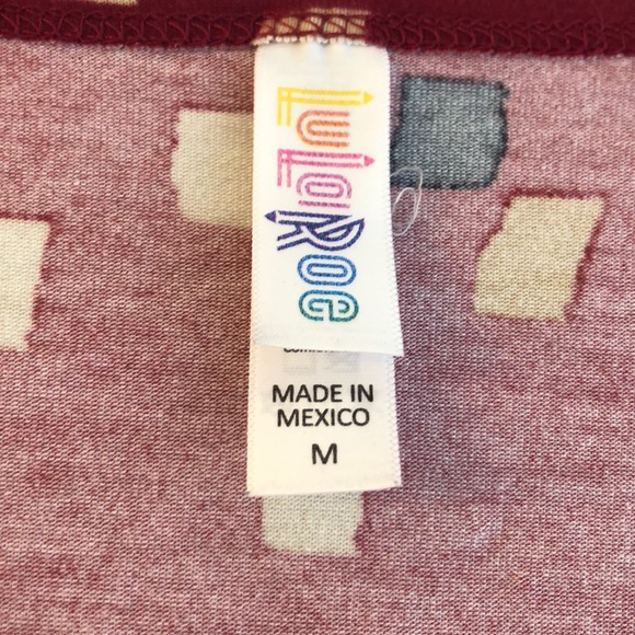 LuLaRoe top size medium - Picture 2 of 2